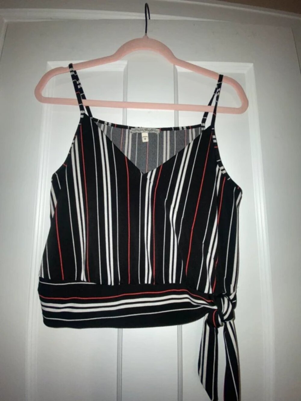 Women’s black and red striped express crop top size small